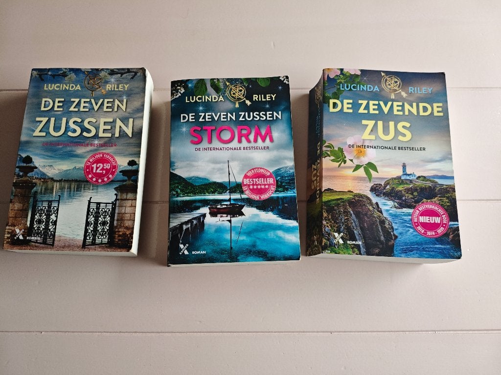 De zeven zussen, Boeken, Gelezen, Lucinda Riley, Ophalen of Verzenden, Nederland