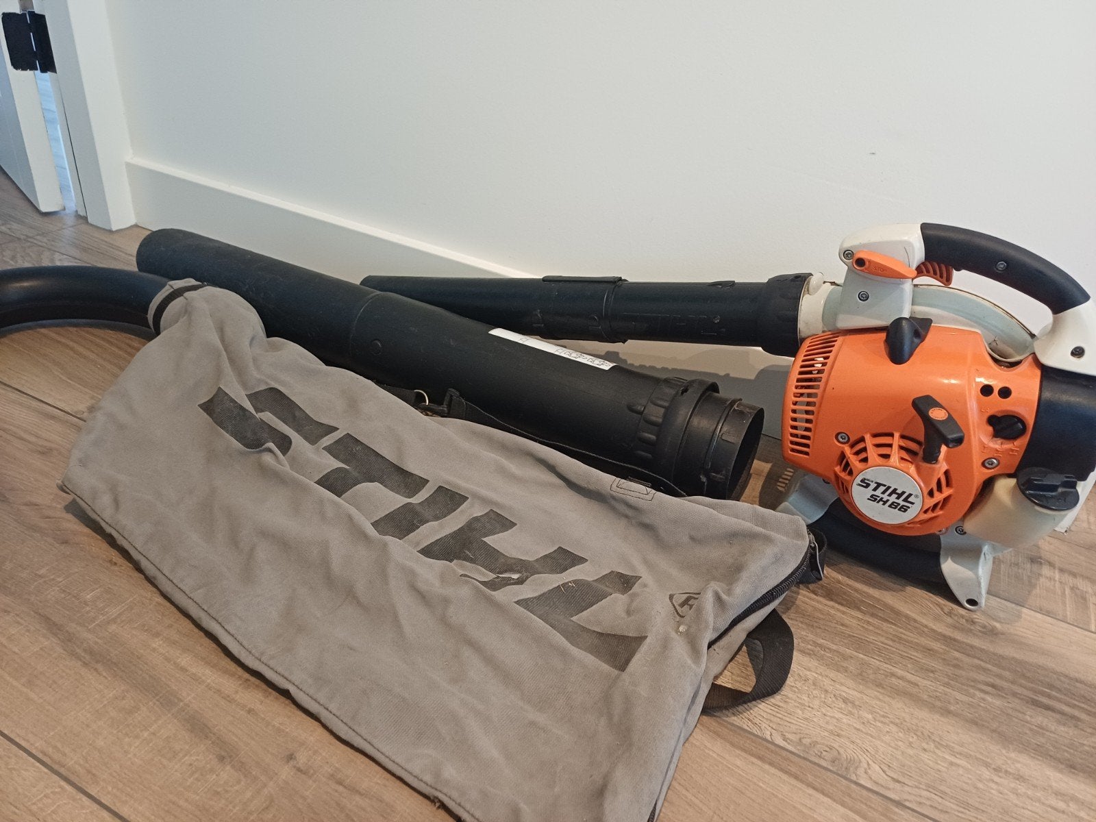 Stihl bladblazer Stihl SH 86 met zuig combinatie, Ophalen of Verzenden, Gebruikt, Benzine