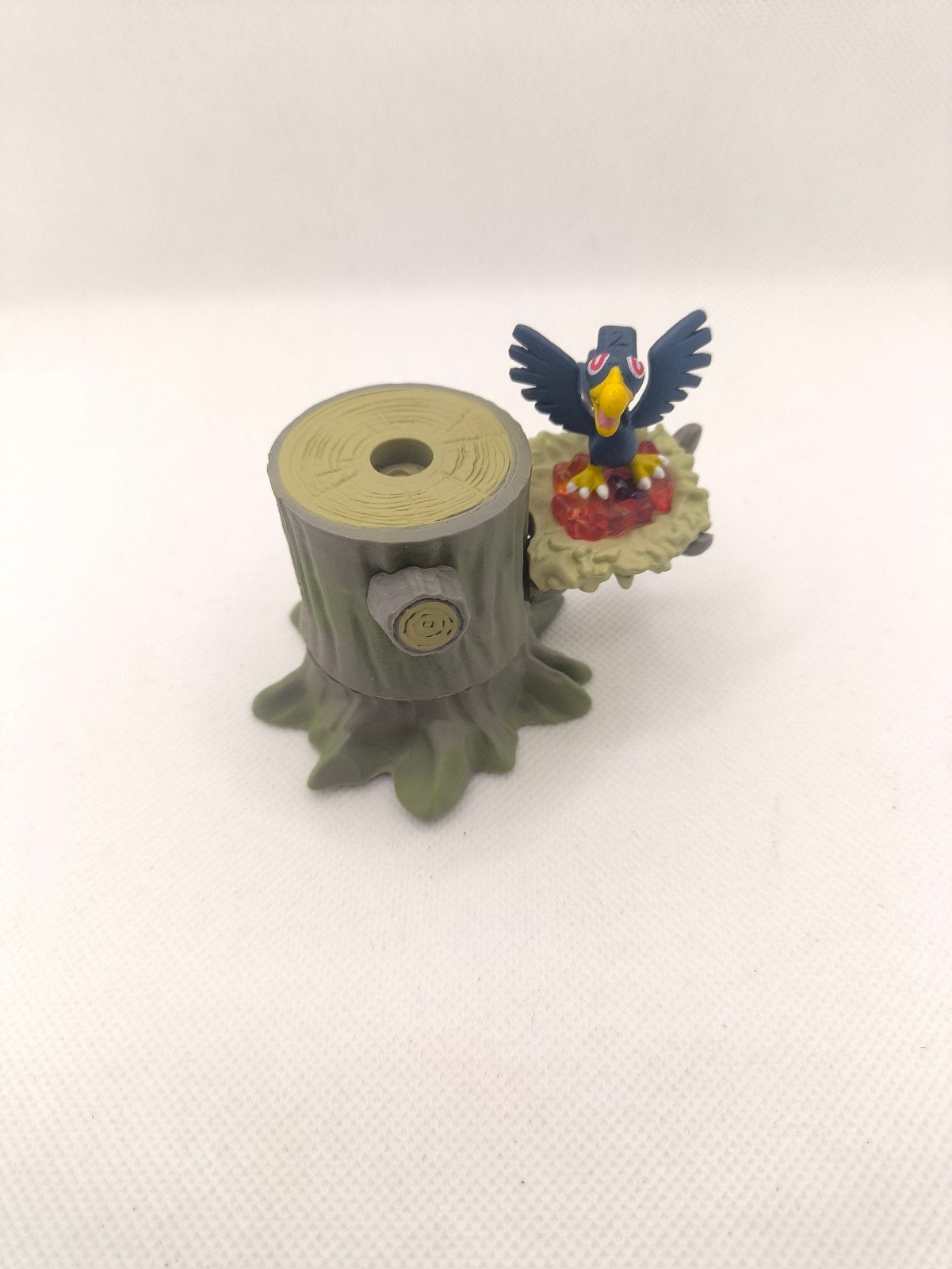 Leuke Pokemon in boom beeldje, Ophalen of Verzenden, Zo goed als nieuw