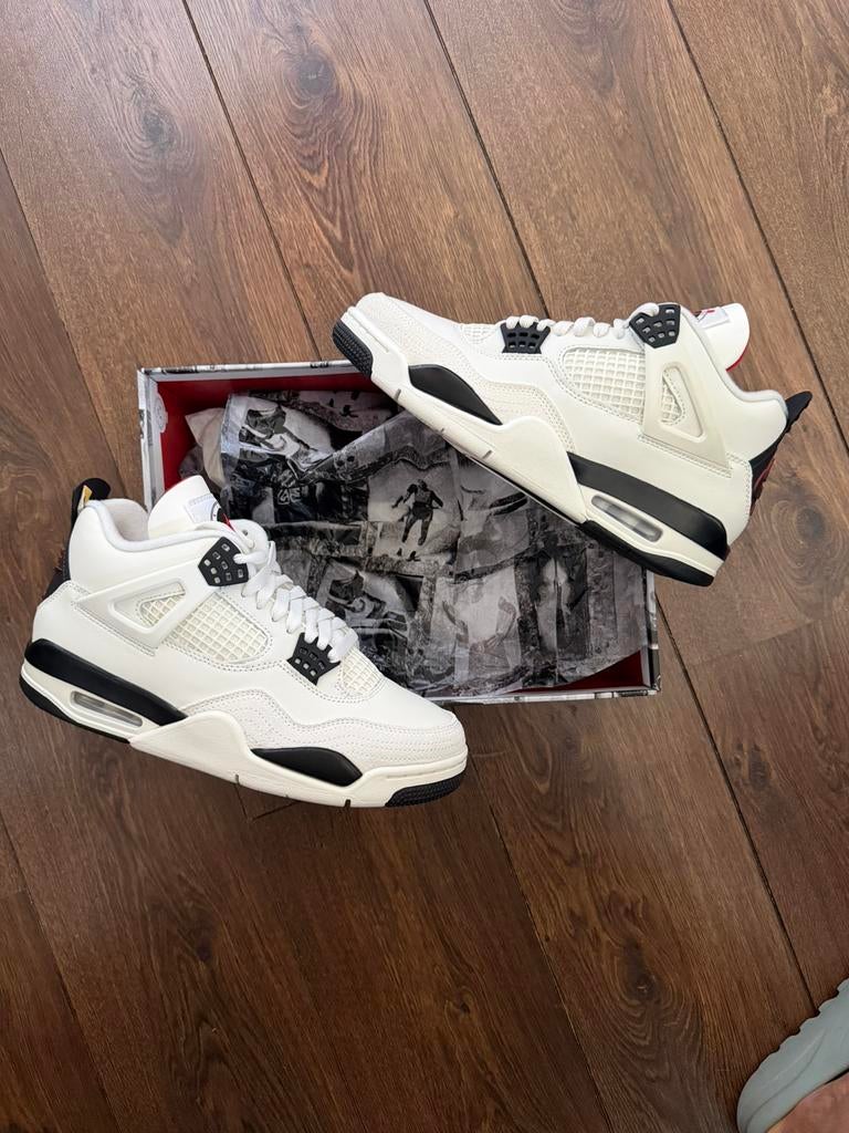 Jordan 4 flight club 41, Kleding | Heren, Schoenen, Wit, Nieuw, Ophalen of Verzenden, Sneakers of Gympen