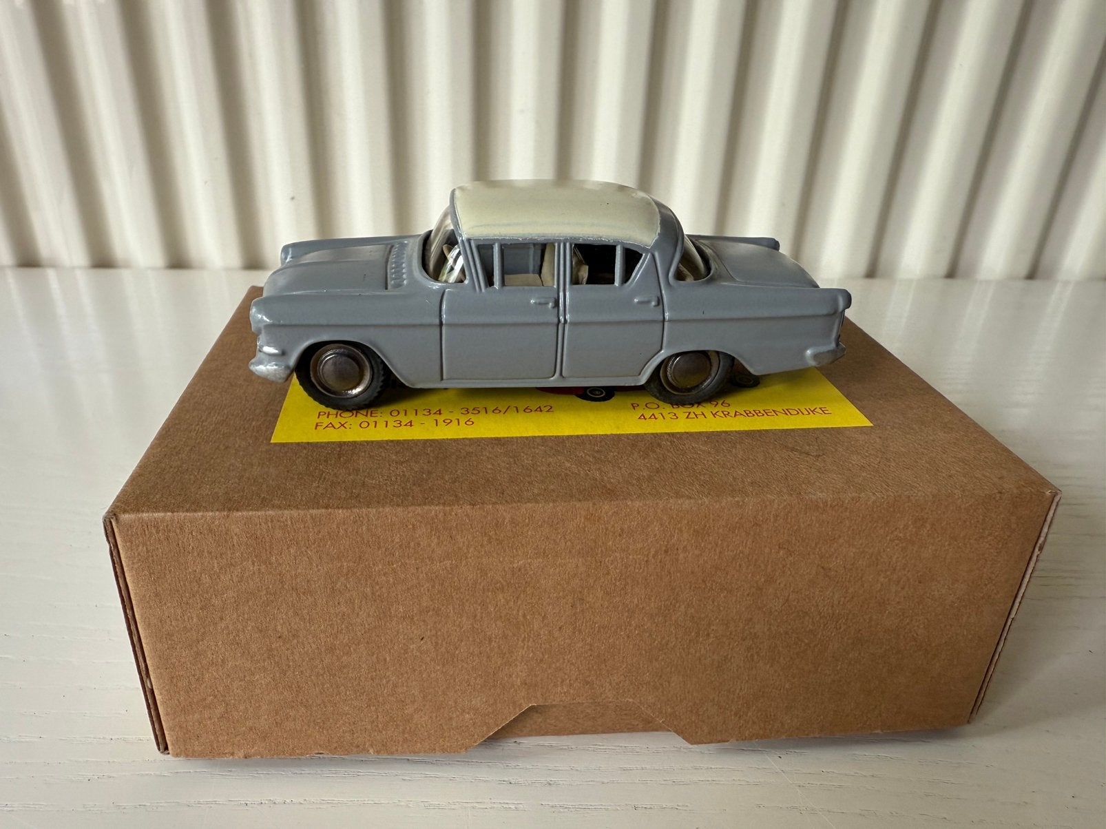 Opel Kapitan 1958 - metalen kit, Ophalen of Verzenden, Nieuw, Auto, Overige merken