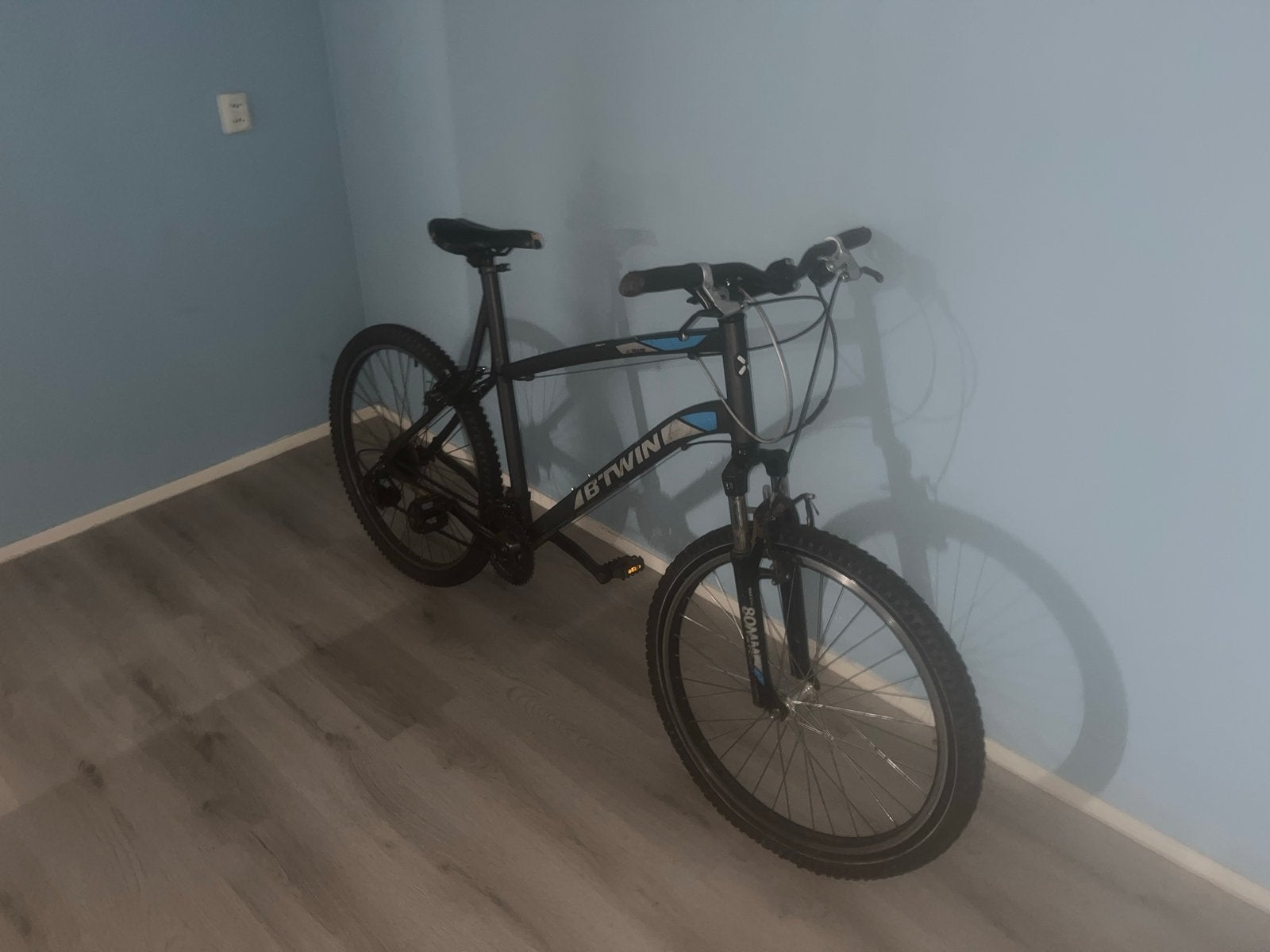 B'Twin Rockrider 340 Mountainbike - Zwart/Blauw, Overige merken, Gebruikt, Hardtail, Ophalen of Verzenden