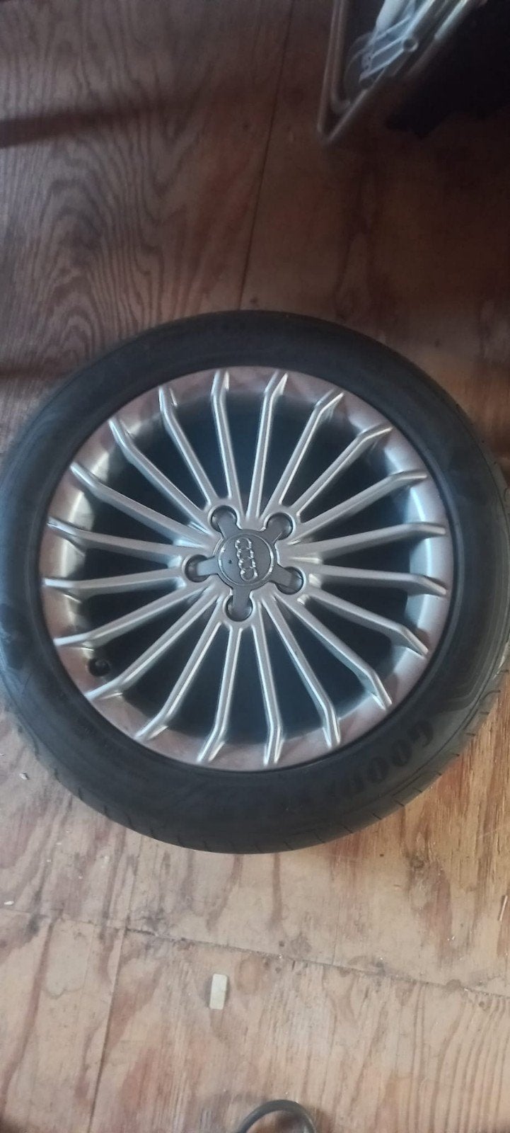 Audi velgen met band - 17 inch, Auto diversen, Ophalen