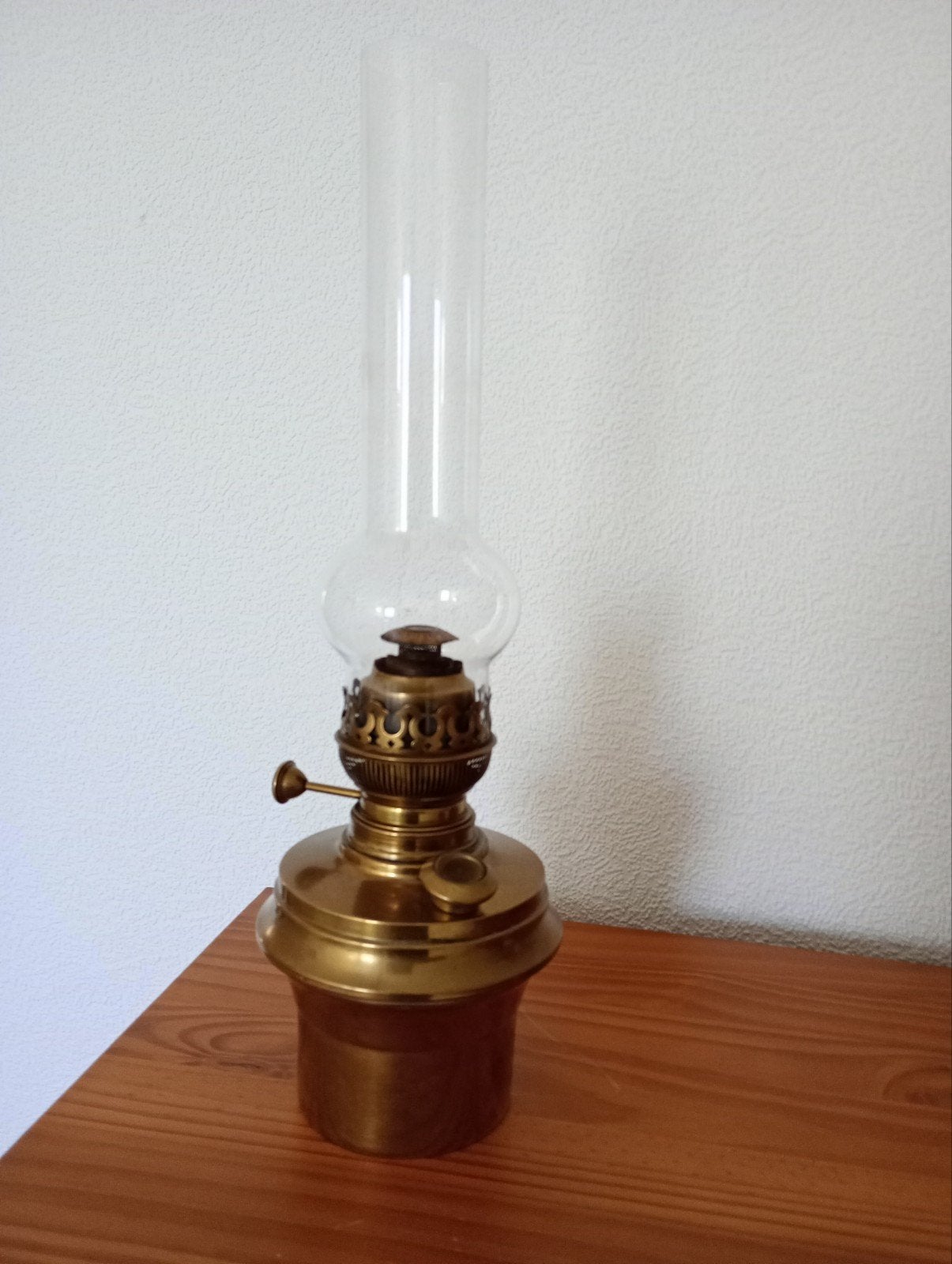 Staande koperen olielamp/petroleum lamp, Antiek en Kunst, Antiek | Lampen, Ophalen of Verzenden