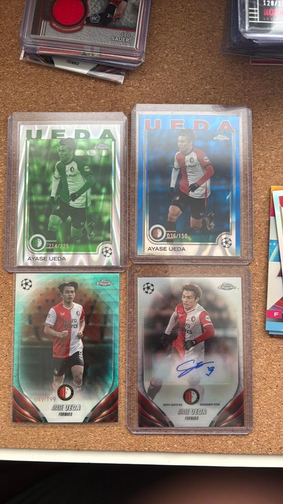 Ayase Ueda Topps Chrome Voetbal Kaarten Set Feyenoord, Verzamelen, Sportartikelen en Voetbal, Ophalen of Verzenden, Zo goed als nieuw