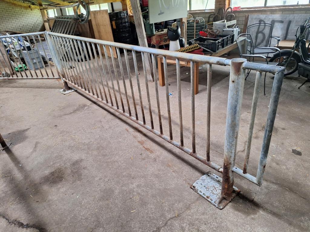 Gegalvaniseerd spijlen hek / jongveehek, Ophalen of Verzenden, Gebruikt, IJzer, Spijlenhekwerk