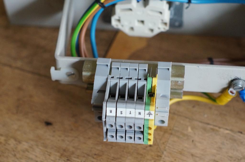 schakelkast geluidstudio  380 volt  is 3 maal 220, On, On, Ophalen of Verzenden, Zo goed als nieuw