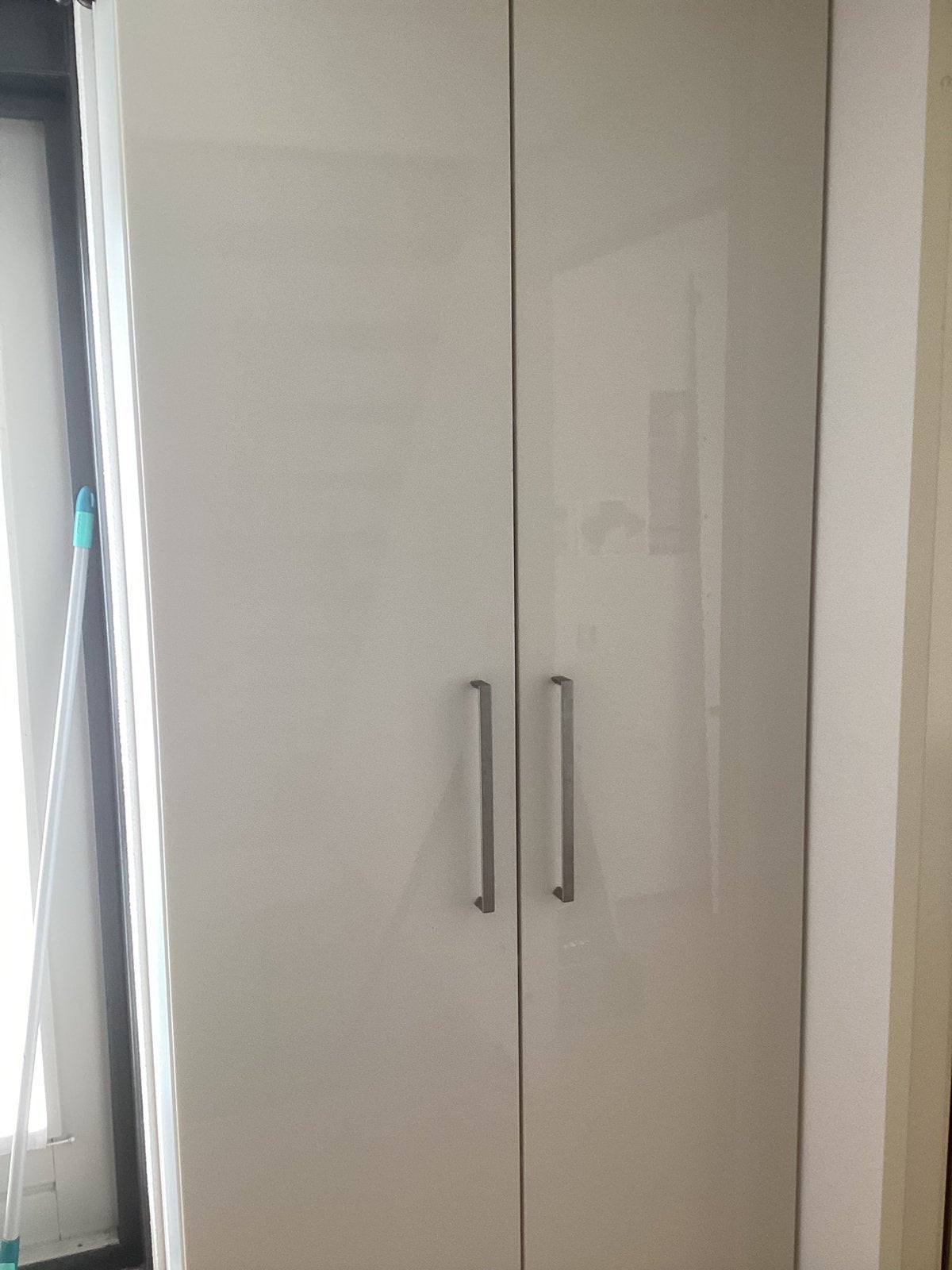 Pax kast hoogglans wit/ mag ook in onderdelen weg, 200 cm of meer, 50 tot 75 cm, Gebruikt, Met deur(en)