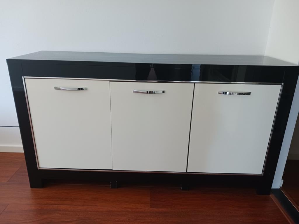 TK: Dressoir, hoogglans zwart / wit, Ophalen, 150 tot 200 cm, 25 tot 50 cm, Gebruikt