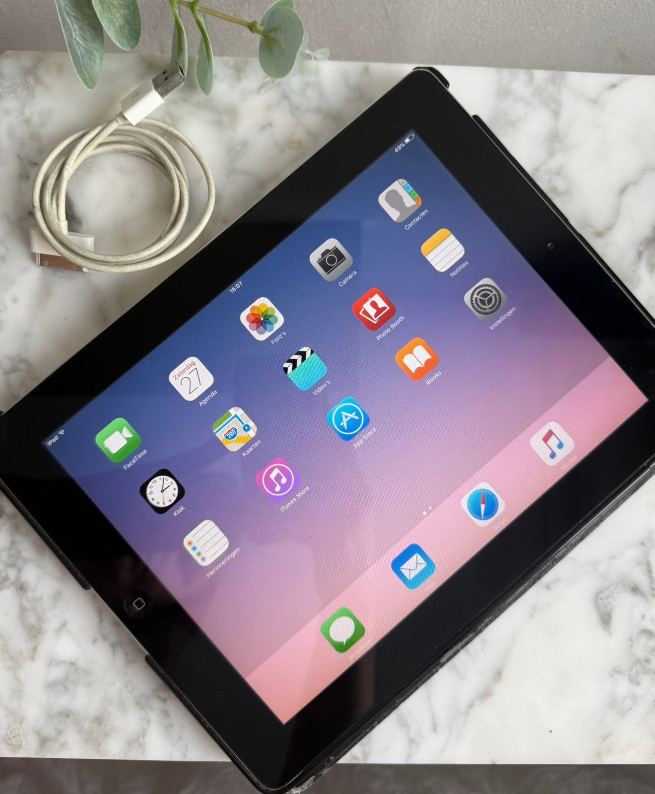 Apple iPad 2 16GB WiFi – originele Apple oplader & hoes, 10 inch, Apple iPad, Wit, Ophalen of Verzenden