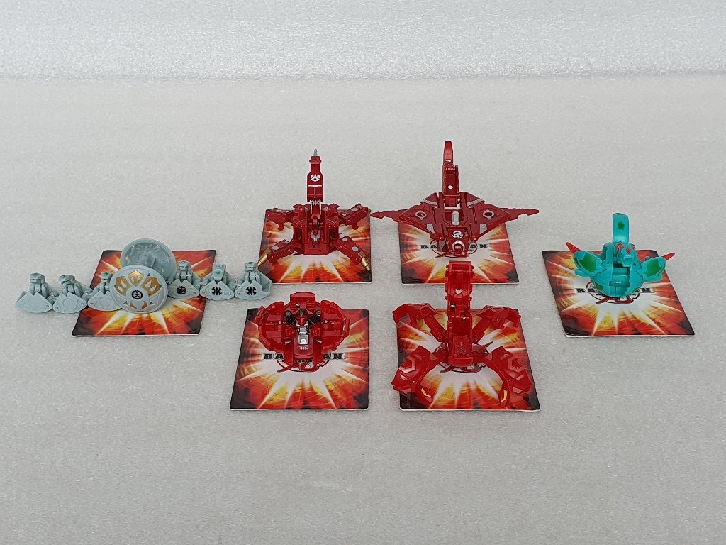 Lot van 6 Bakugan, Ophalen of Verzenden, Gebruikt