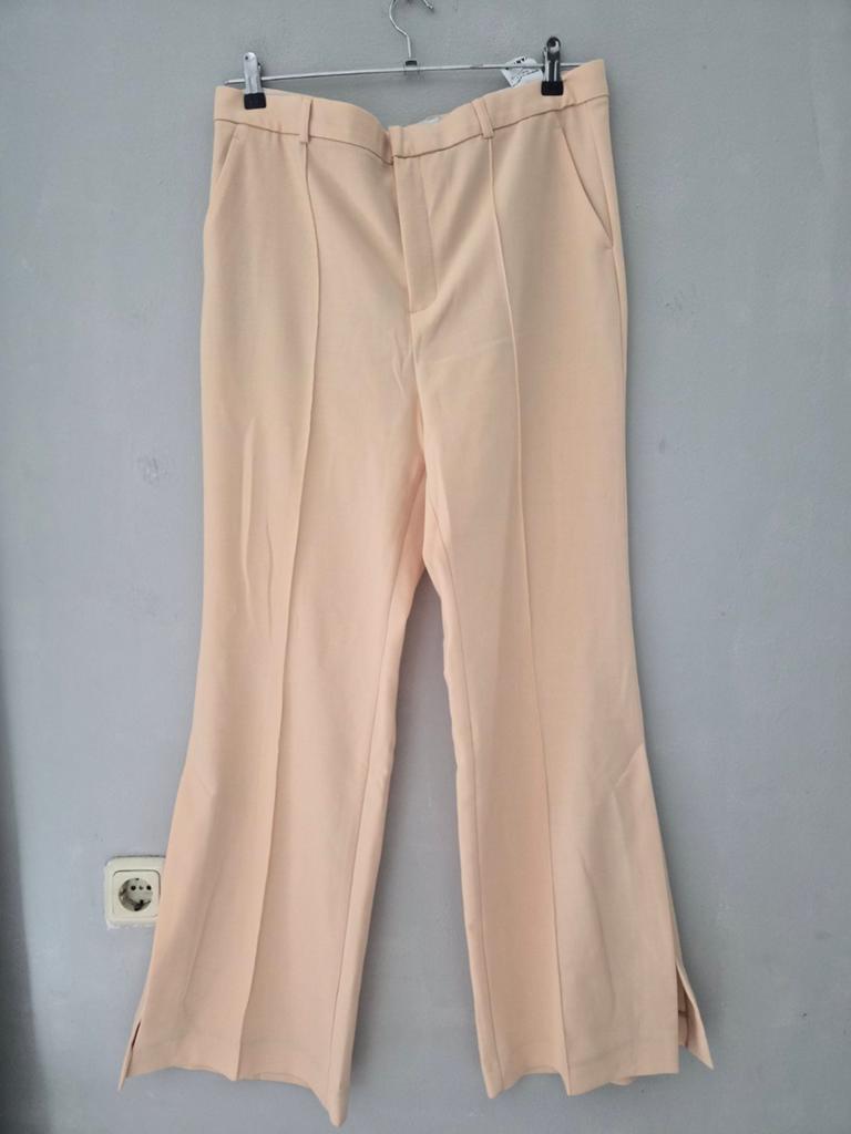 Vanilia flared split pantalon nieuw, Overige kleuren, Vanilia, Maat 42/44 (L), Nieuw
