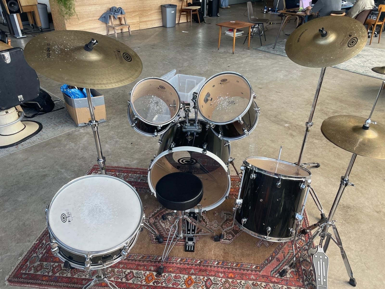 Supercussion Drumstel Compleet met Bekkens en Kruk, Muziek en Instrumenten, Ophalen of Verzenden, Gebruikt, Overige merken