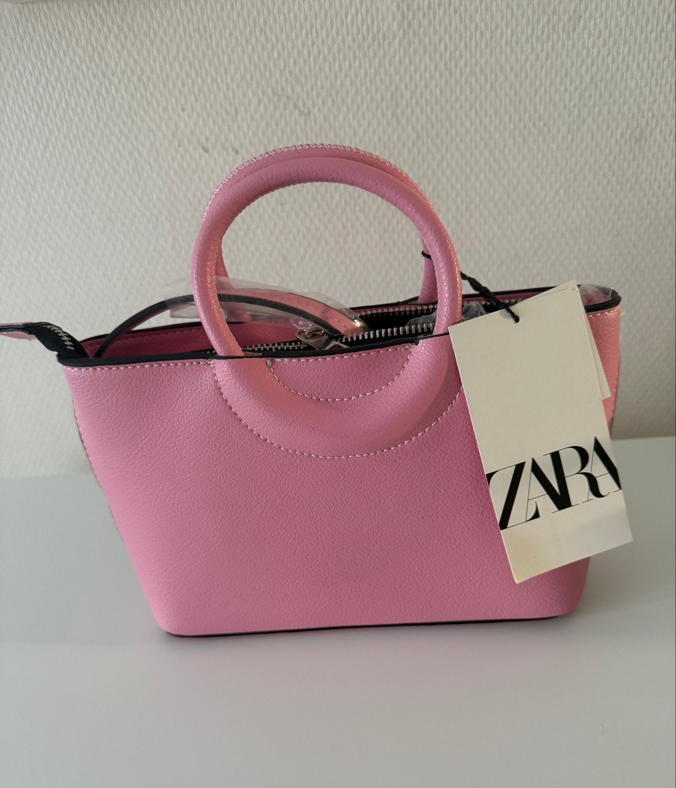 Zara Roze Handtasje - Nieuw met label, Sieraden, Tassen en Uiterlijk, Tassen | Damestassen, Ophalen of Verzenden, Nieuw, Roze