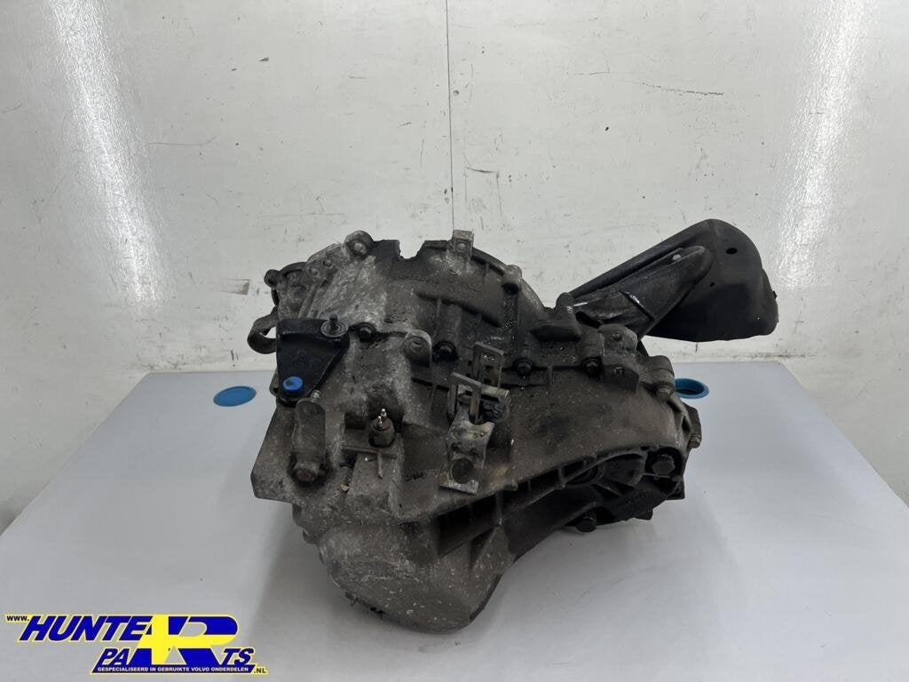 Handbak ombouwset Volvo V70/S70/850 2.3 R M59 ('97-'00), Gebruikt, Ophalen of Verzenden, Volvo, Volvo