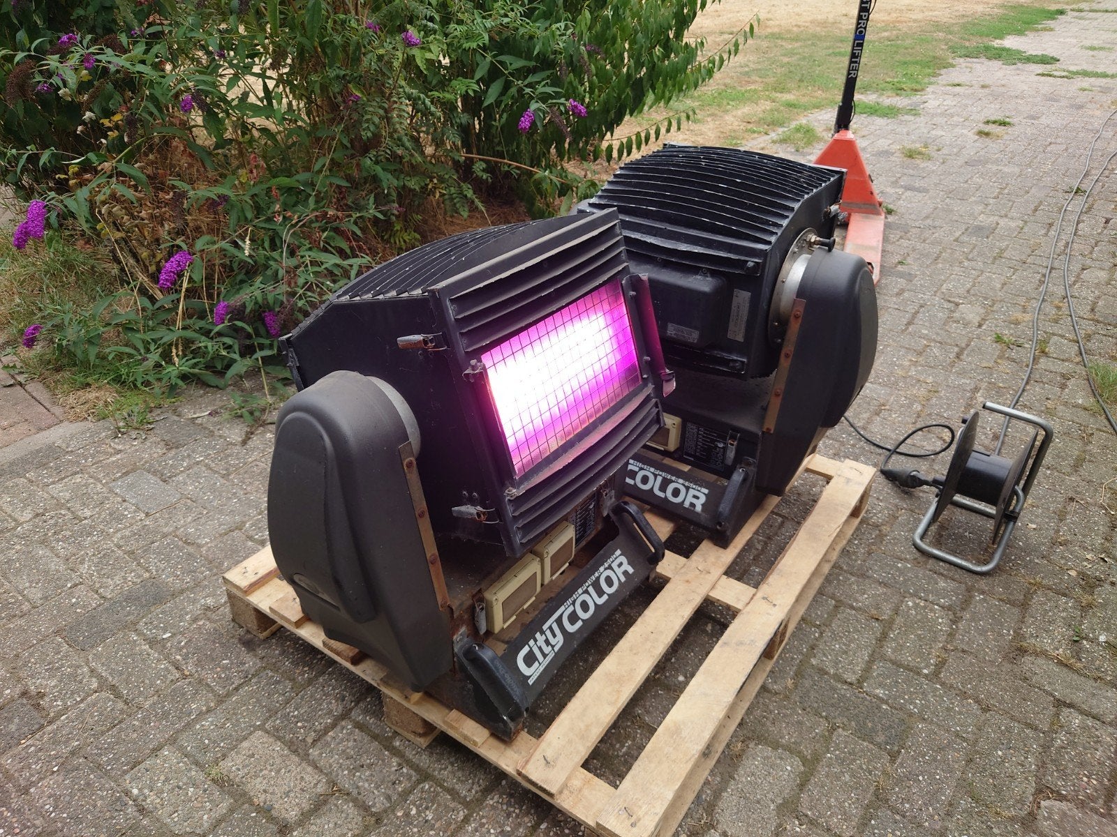 City Colour floodlight 2500 set van 2 Halloween, Ophalen, Gebruikt, Licht, Geluidgestuurd