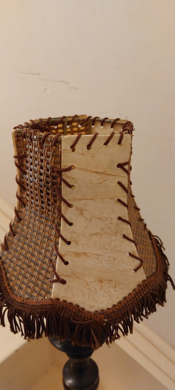 Ouderwedse lampenkap met franjes, Huis en Inrichting, Ophalen of Verzenden, Rond