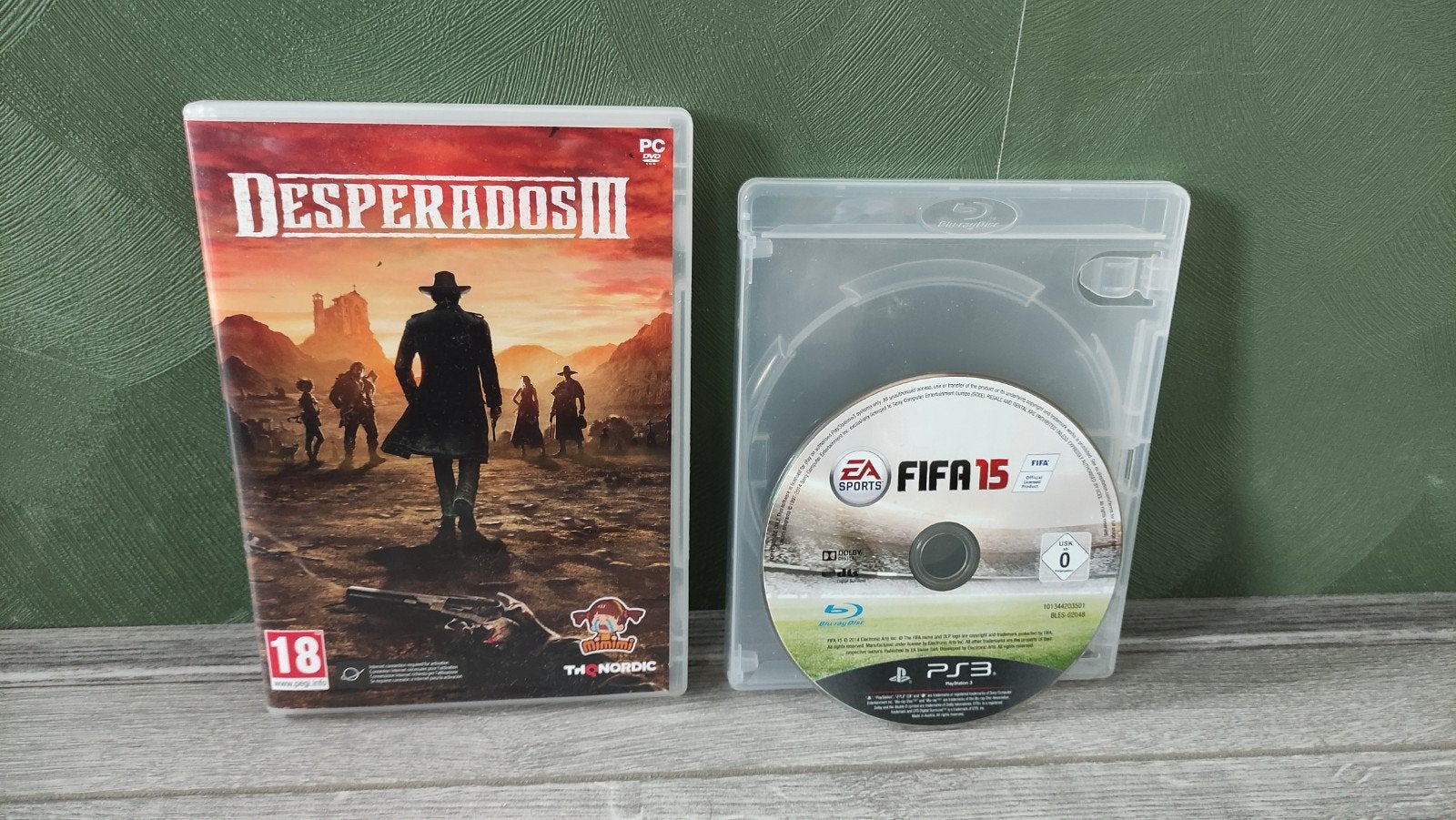 Fifa 15 ps3 en gratis desperados 3 pc game, Ophalen of Verzenden, Zo goed als nieuw