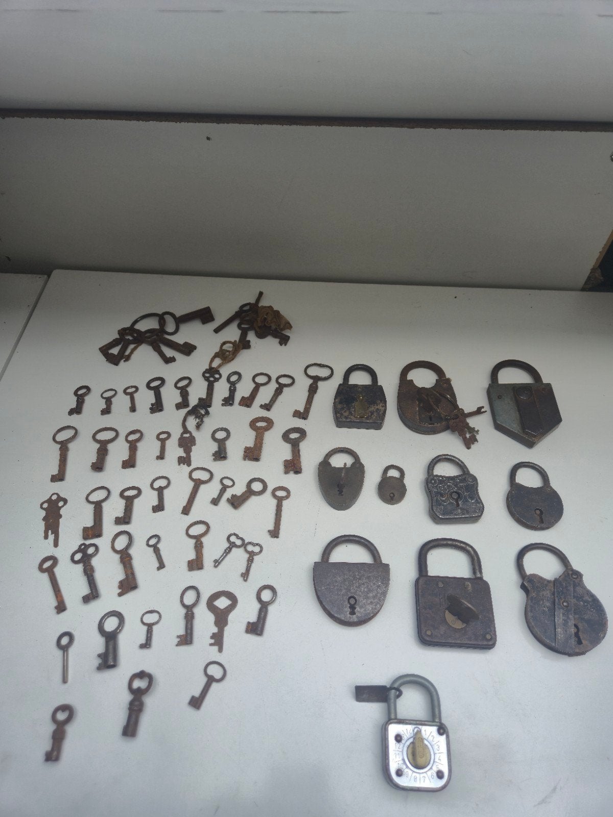 Collectie antieke sloten en sleutels, Ophalen of Verzenden