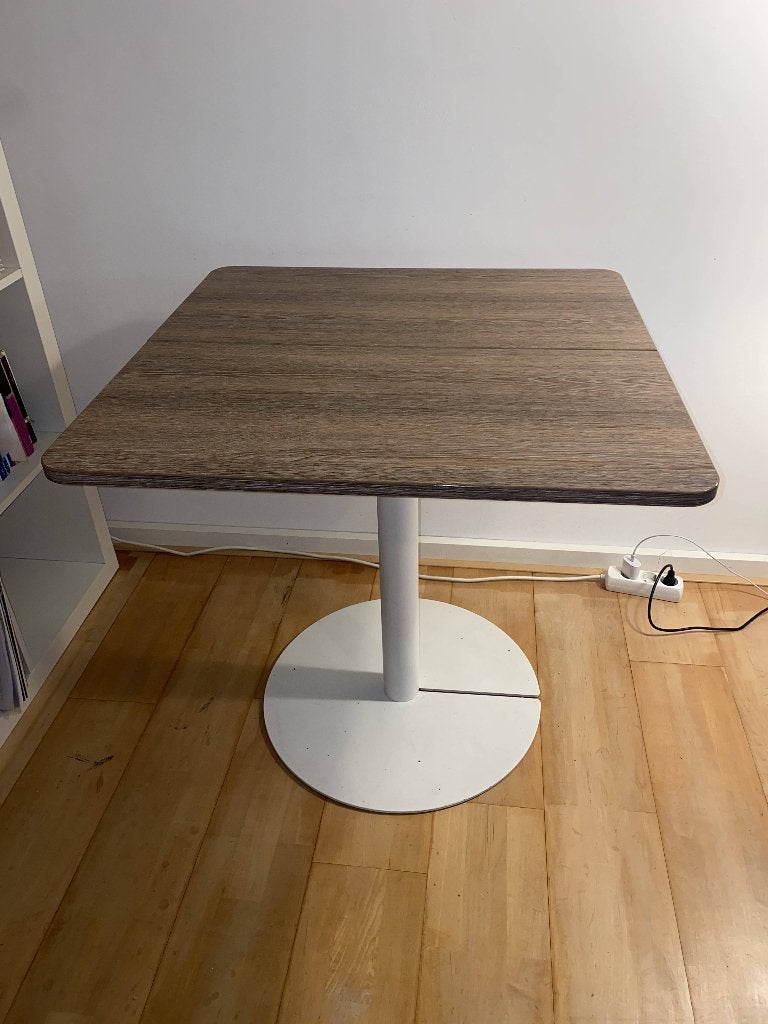 Urban Favourites - 'Duo' tafel, Ophalen, 50 – 75, Modern design, Gebruikt