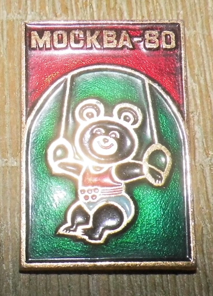 Speld Olympische Spelen Moskou 1980 - Ringen, met Misha, Verzamelen, Verzenden, Gebruikt, Sport, Speldje of Pin