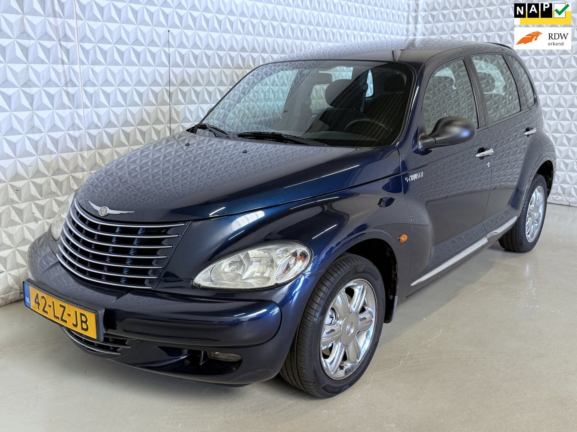 Chrysler PT Cruiser 2.0-16V Touring AUTOMAAT / 165.000km (20, 4 cilinders, Blauw, 1000 kg, 1996 cc