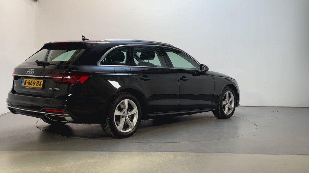 Audi A4 Avant 35 TFSI Launch Edition Business LED Navigatie, Auto's, Audi, Stof, Gebruikt, 4 cilinders, A4