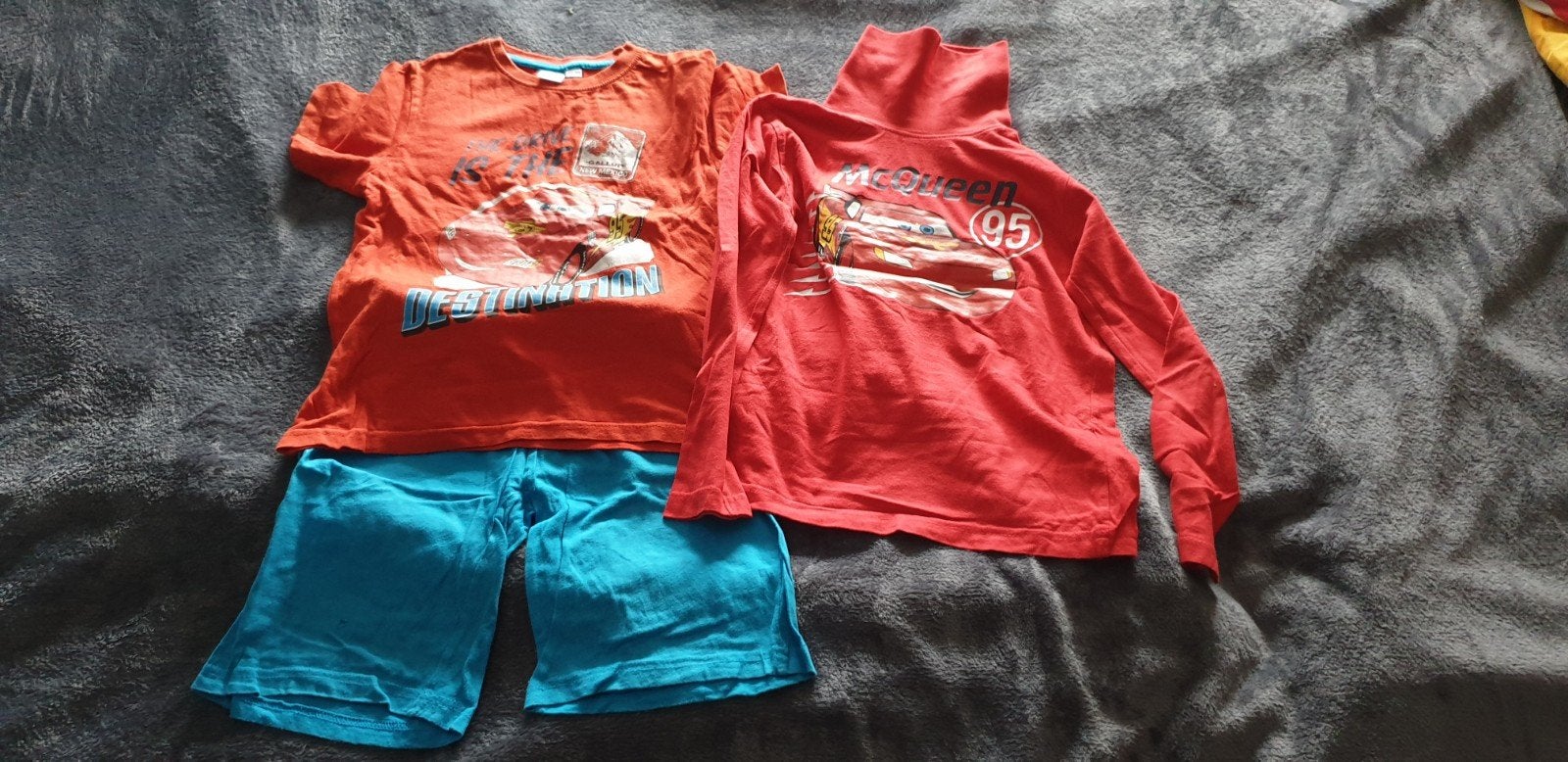 Pyjama en koltrui cars maat 122/128, Ophalen of Verzenden, Zo goed als nieuw