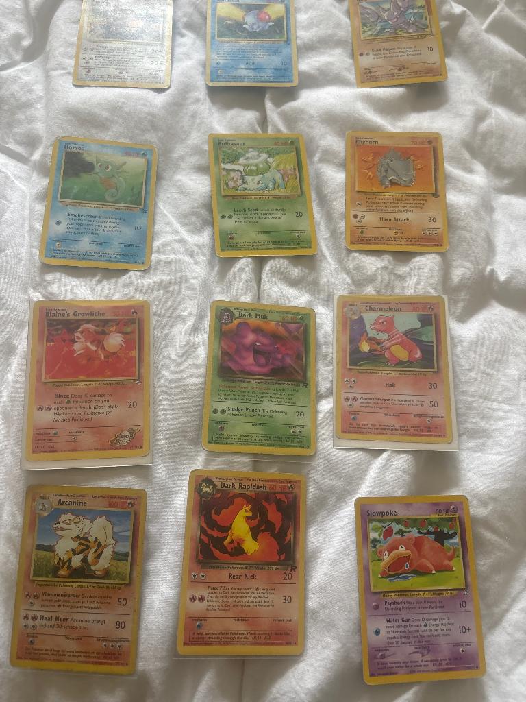 Oude pokemonkaarten uit 1995, Hobby en Vrije tijd, Verzamelkaartspellen | Pokémon, Ophalen of Verzenden, Gebruikt, Meerdere kaarten