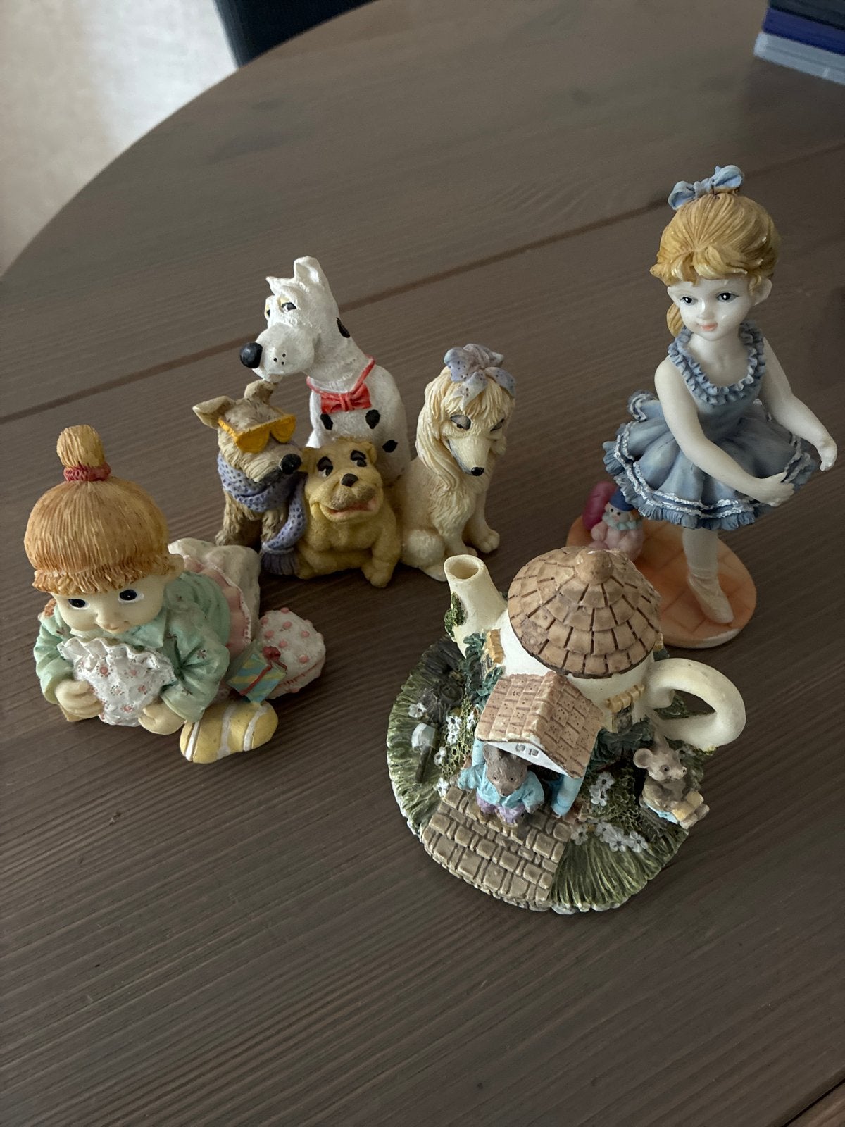 Diverse decoratieve beeldjes: honden, ballerina, kind, theep, Ophalen, Gebruikt, Overige typen