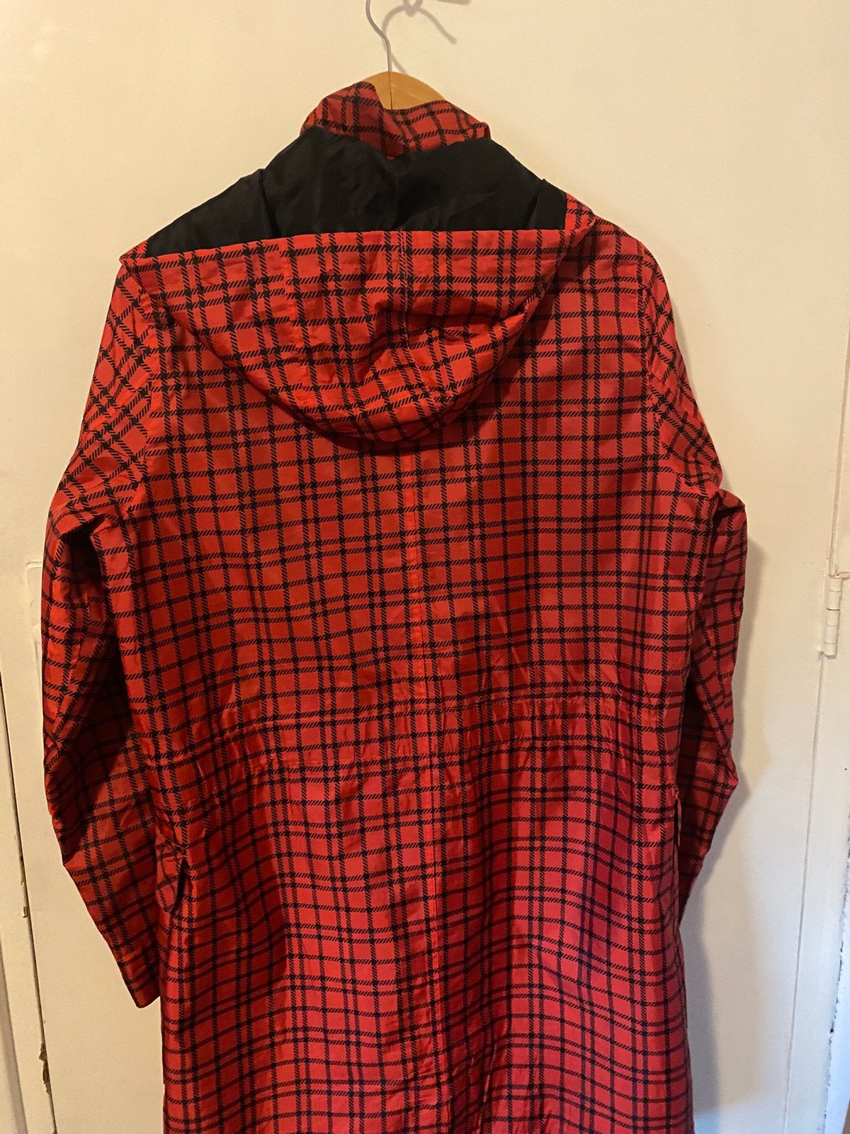 Dames regenjas, Ophalen of Verzenden, Zo goed als nieuw, Maat 42/44 (L), Rood