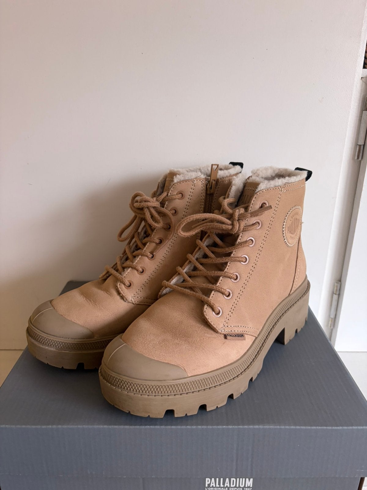 Palladium gevoerde schoenen maat 39, Kleding | Dames, Schoenen, Ophalen of Verzenden, Zo goed als nieuw, Sneakers of Gympen