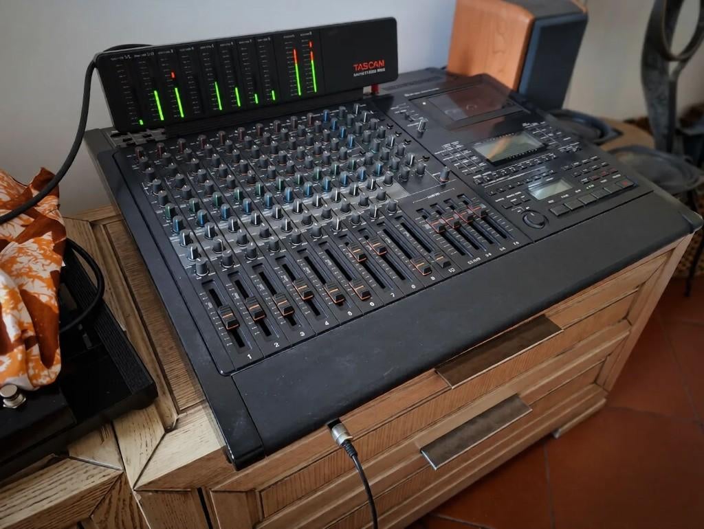 Tascam 688 analog multitrack, Ophalen of Verzenden, Gebruikt, Audio