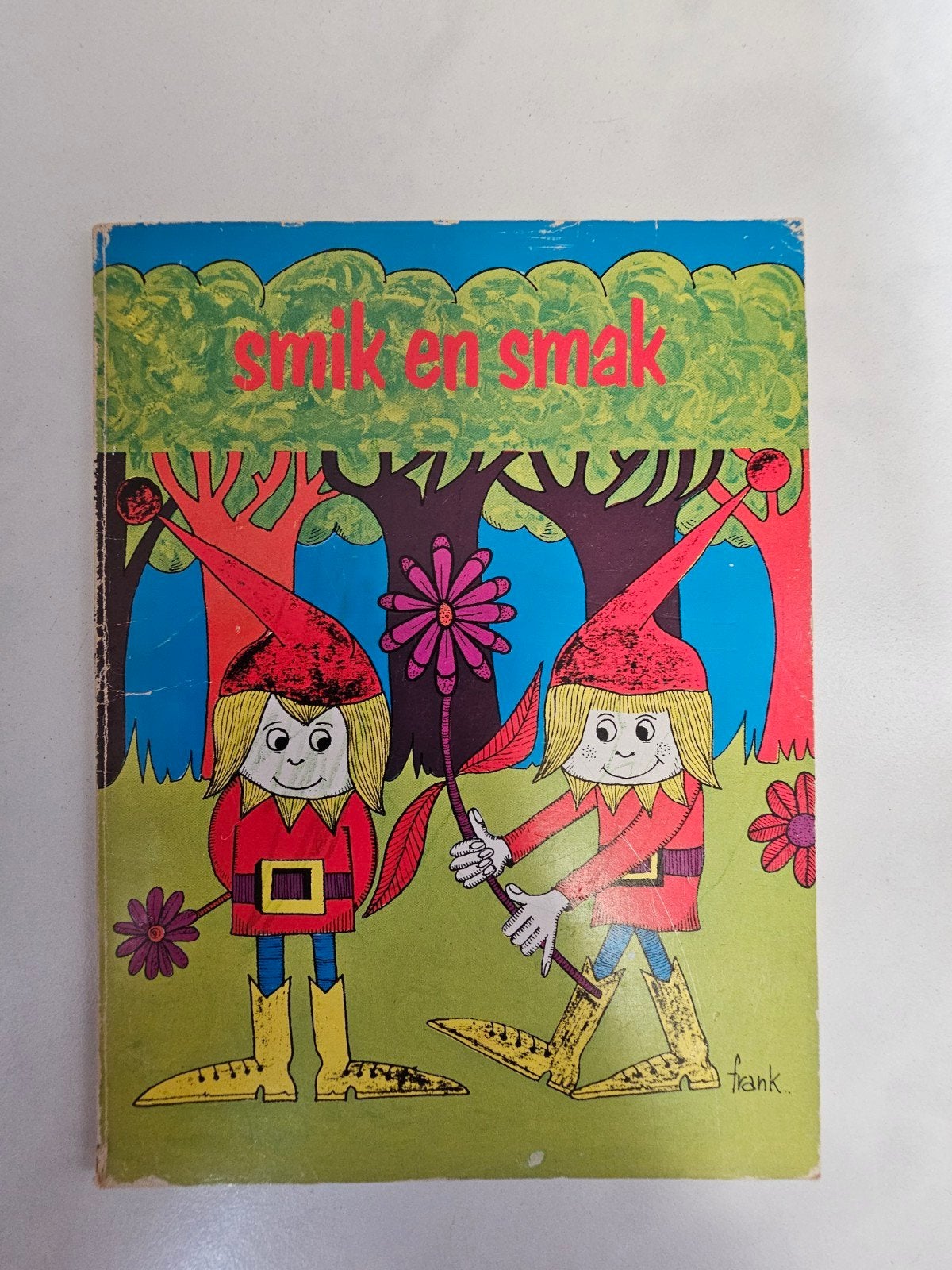 Vintage kinderboekje Smik en Smak uit 1972 Frank de Smet, Ophalen of Verzenden, Gelezen, Fictie algemeen