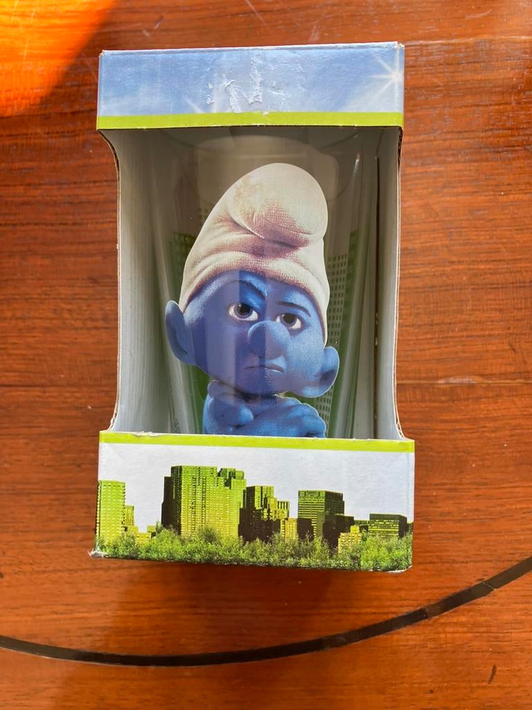 Nieuw Smurfenglas 2011 en 1 beker, Verzamelen, Ophalen of Verzenden, Zo goed als nieuw, Gebruiksvoorwerp