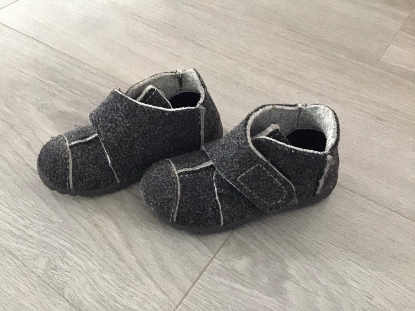Superfit pantoffels met anti-slip, maat 22, Gebruikt, Jongen of Meisje, Overige typen, Ophalen of Verzenden