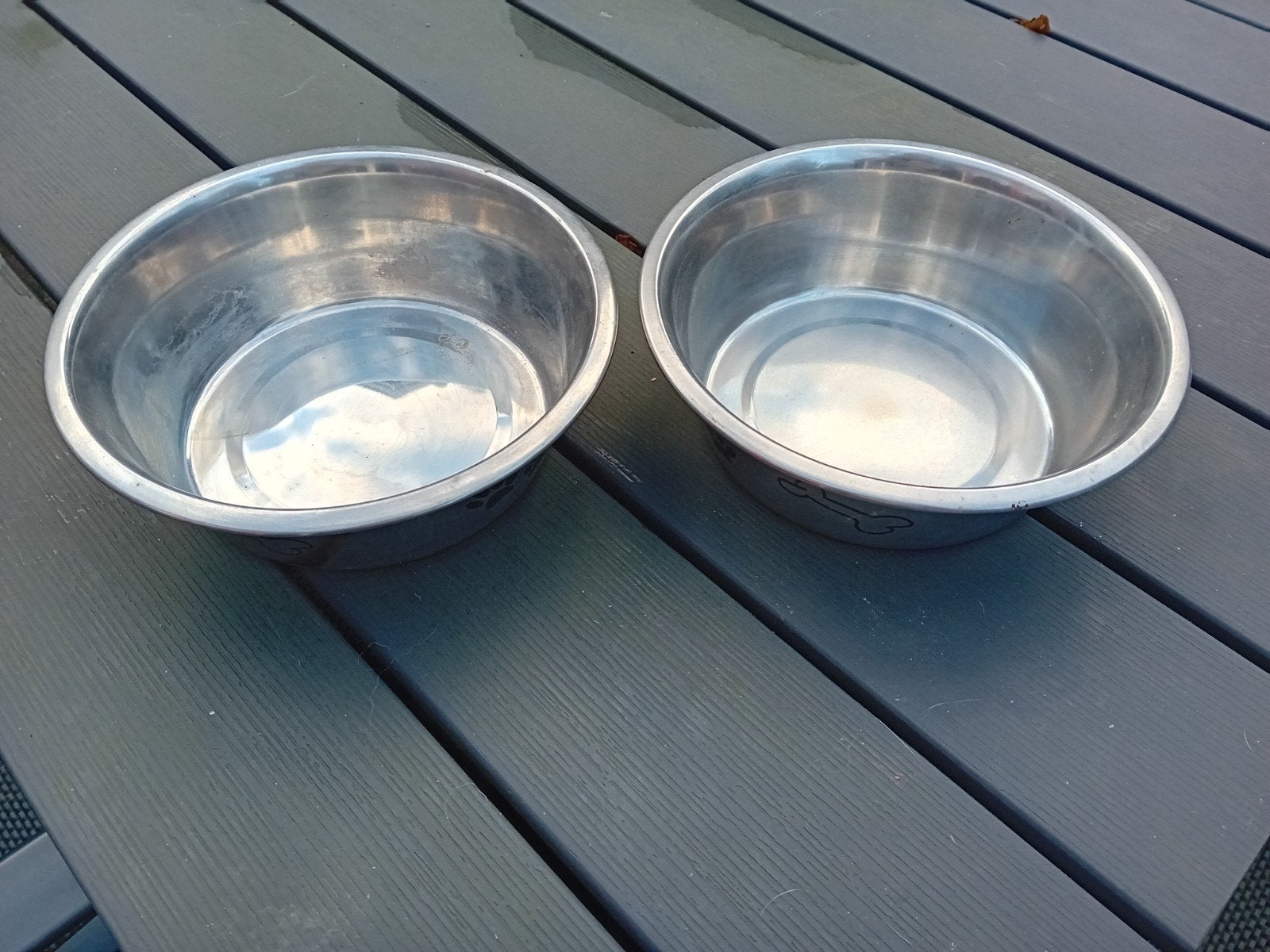 2 hondenbakken, Dieren en Toebehoren, Ophalen of Verzenden, Zo goed als nieuw