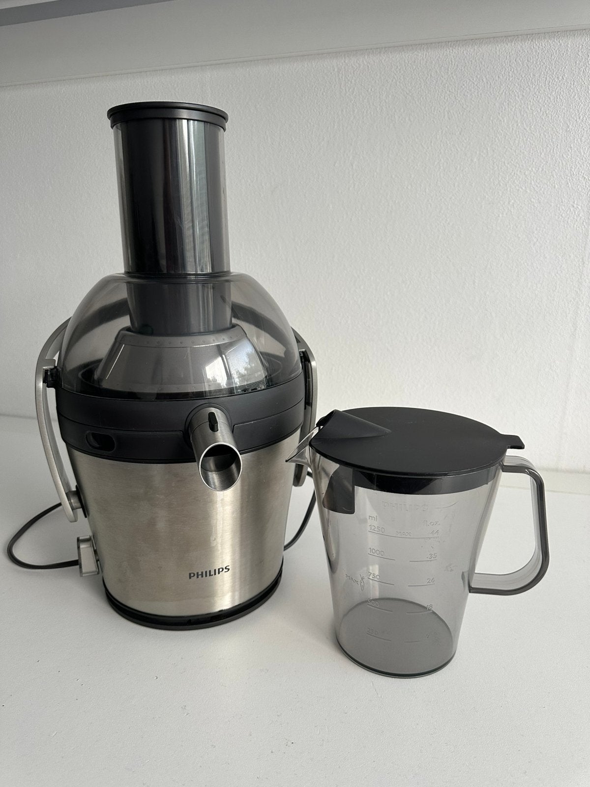 Philips Sapcentrifuge HR1855/00 - RVS, Witgoed en Apparatuur, Ophalen, Gebruikt, Elektrisch, Sapcentrifuge