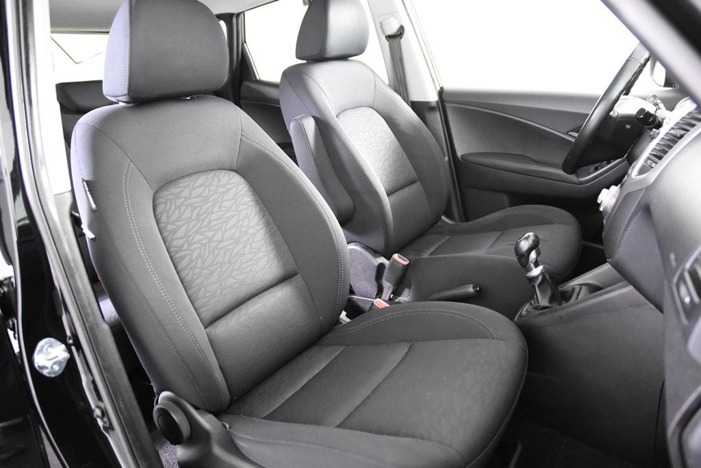 Hyundai ix20 1.4i i-Vision *Navigatie*Panoramadak*Camera*, Auto's, Voorwielaandrijving, Euro 5, Stof, Gebruikt
