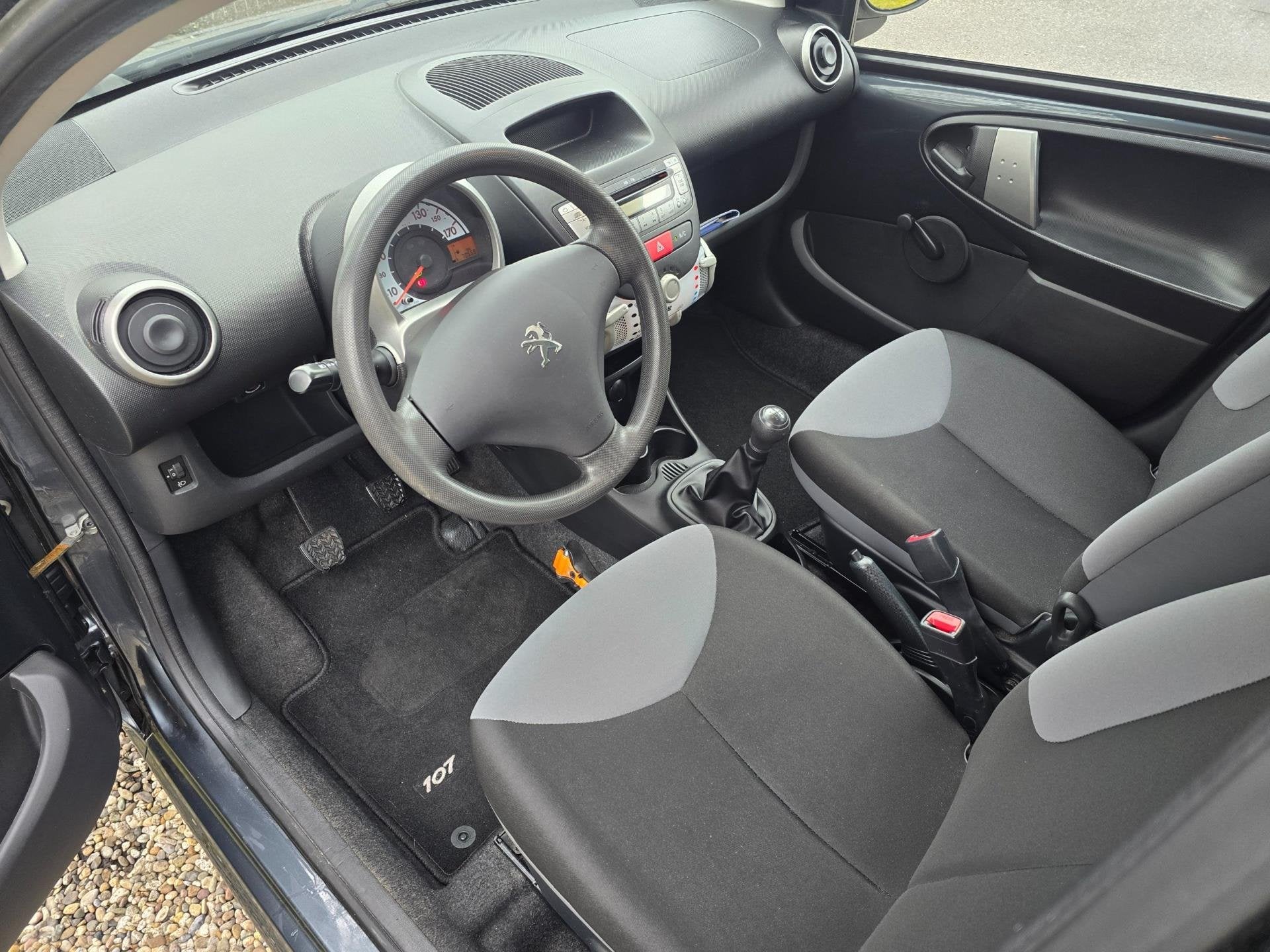 Peugeot 107 1.0 Access Accent 5-deurs *70.000km* APK 10-2027, Auto's, Peugeot, Voorwielaandrijving, Euro 5, Gebruikt, 4 stoelen