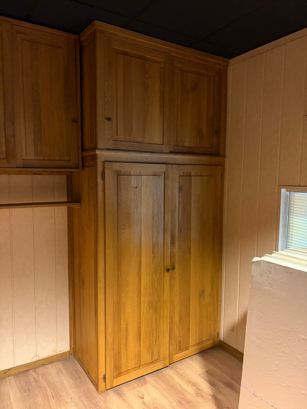 Kasten wand eiken hout 10 schuif deuren met 2 klapdeuren, Ophalen, 200 cm of meer, Eikenhout, Zo goed als nieuw