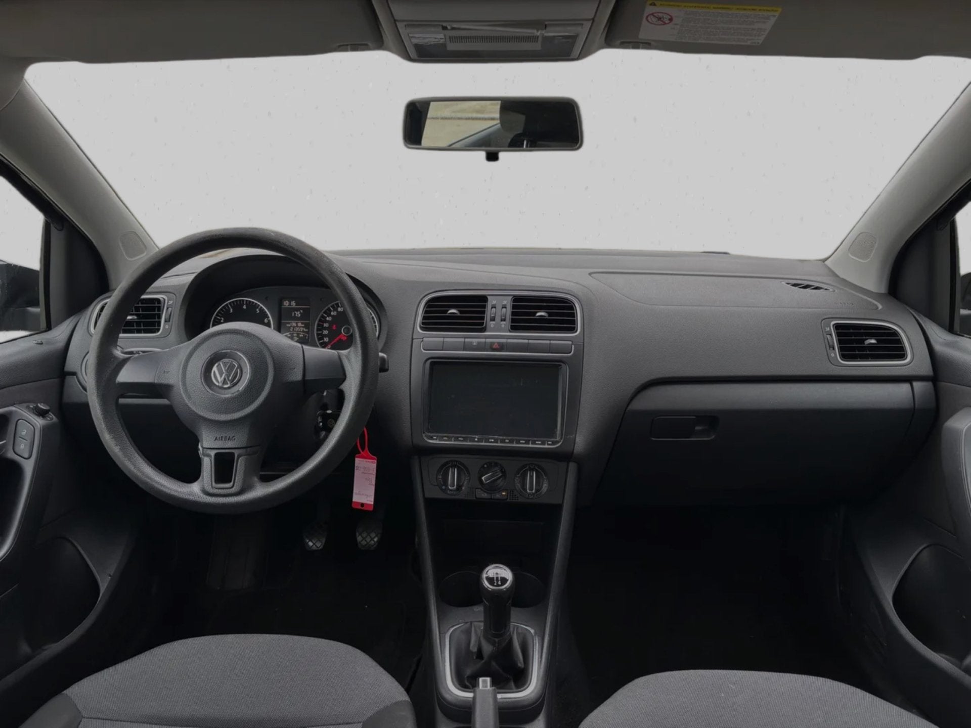 Volkswagen Polo 1.4-16V Trendline INRUIL KOOPJE, Auto's, Voorwielaandrijving, Zwart, 4 cilinders, Zwart