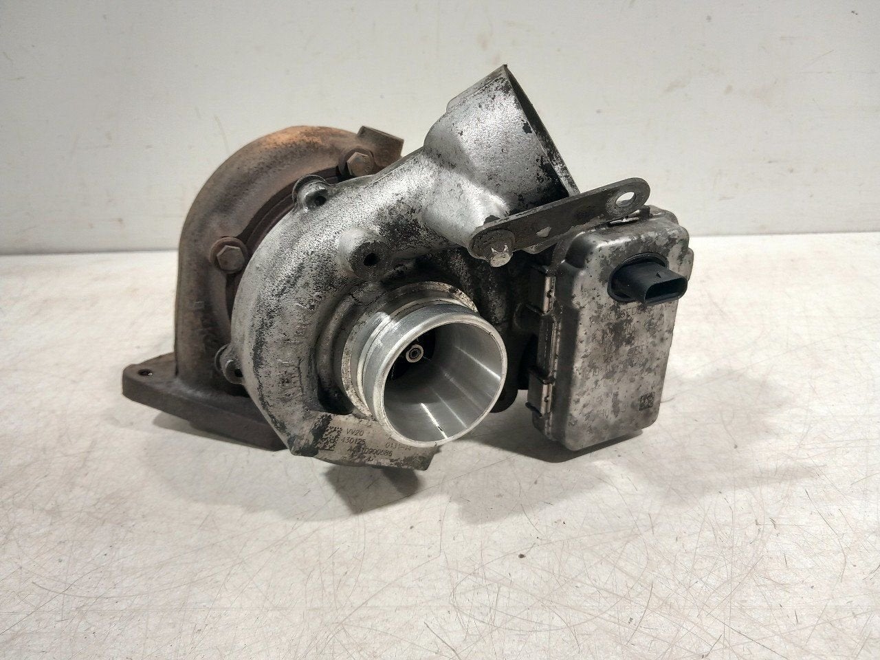 Turbo Mercedes-Benz E-Klasse, Onderdelen@venauto.nl, Van der Ven Autorecycling B.V., Gebruikt, Ettenseweg 76, 4706 PB Roosendaal, The Netherlands