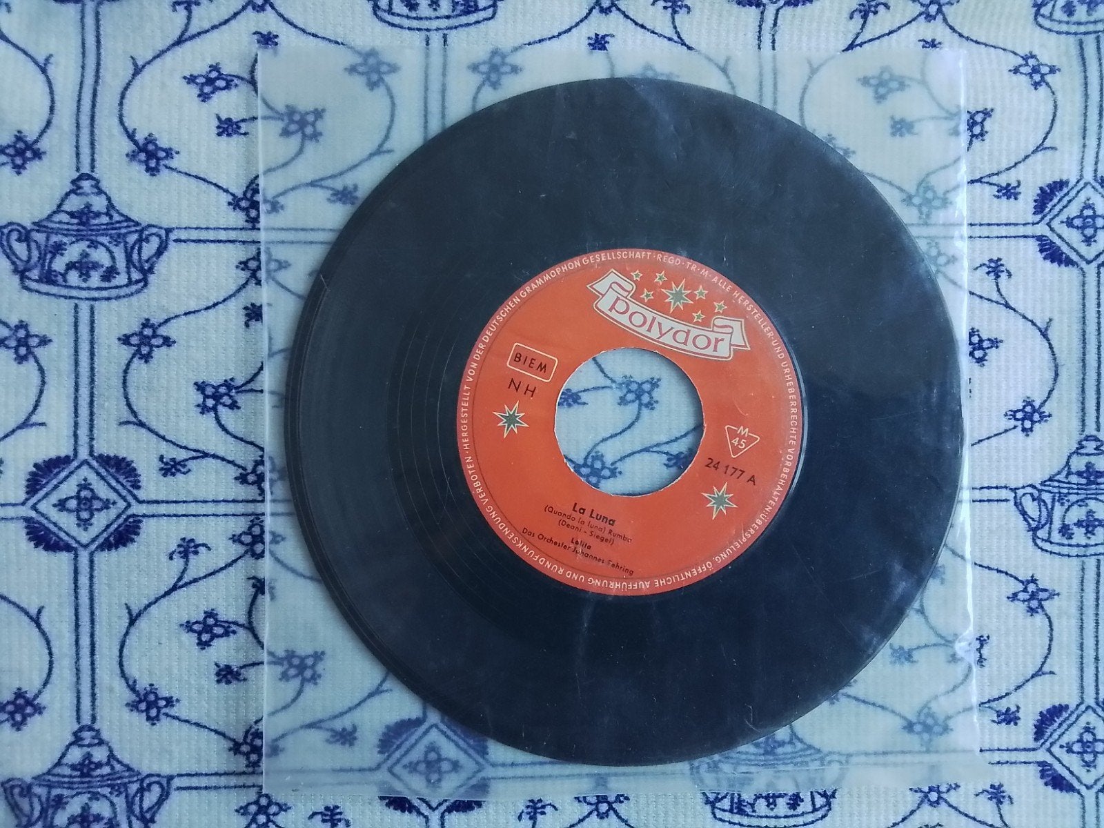 Lolita            La luna, 7 inch, Ophalen of Verzenden, Zo goed als nieuw, Pop