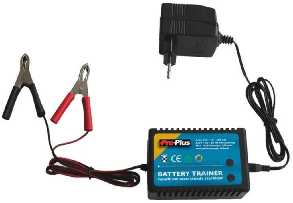 Acculader / trainer 12V. Nieuw, -, -, Nieuw, Ophalen of Verzenden