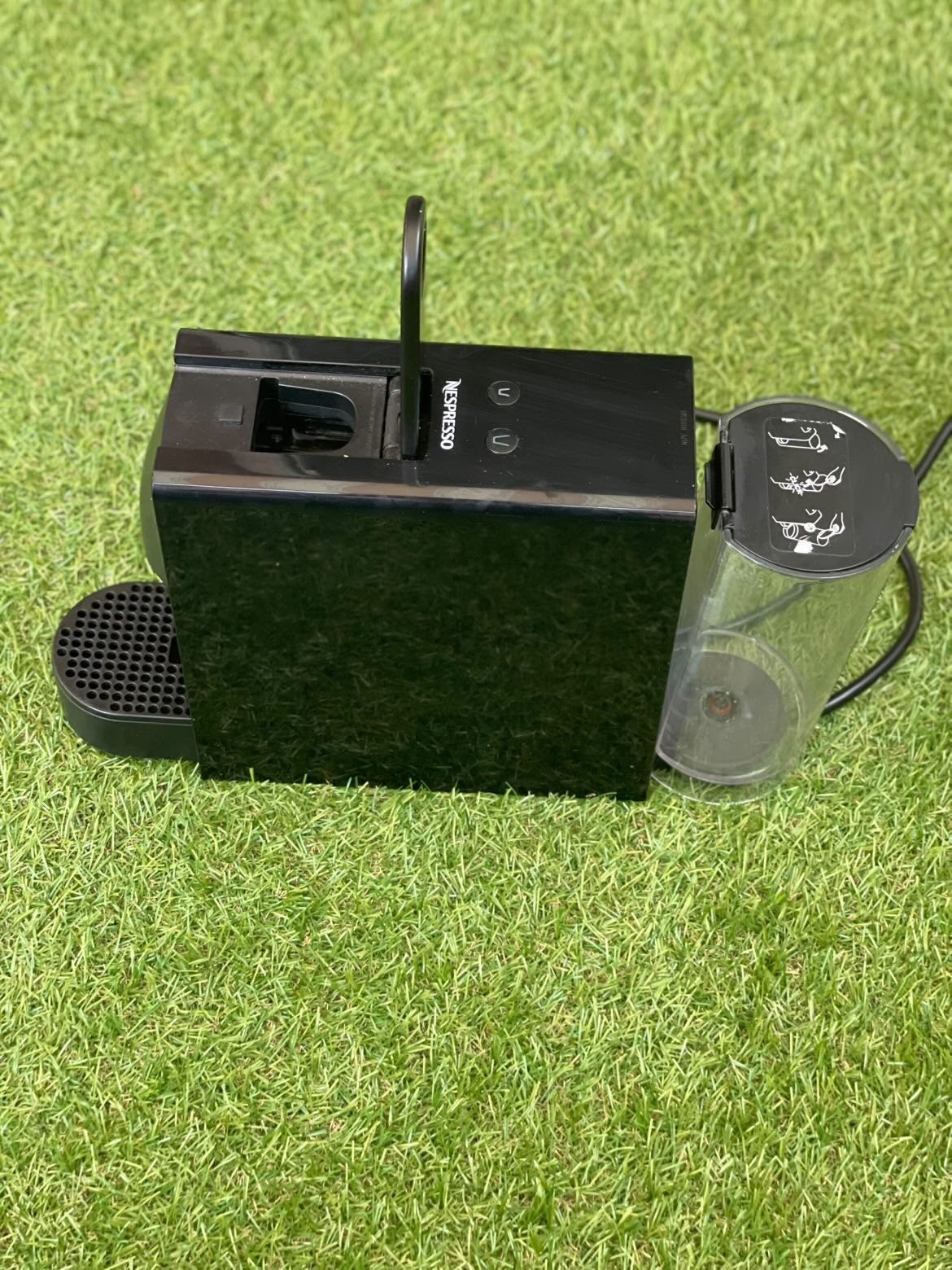 Nespresso Krups Essenza Mini Koffiezetapparaat Zwart, Ophalen, Espresso apparaat, Zo goed als nieuw, 1 kopje