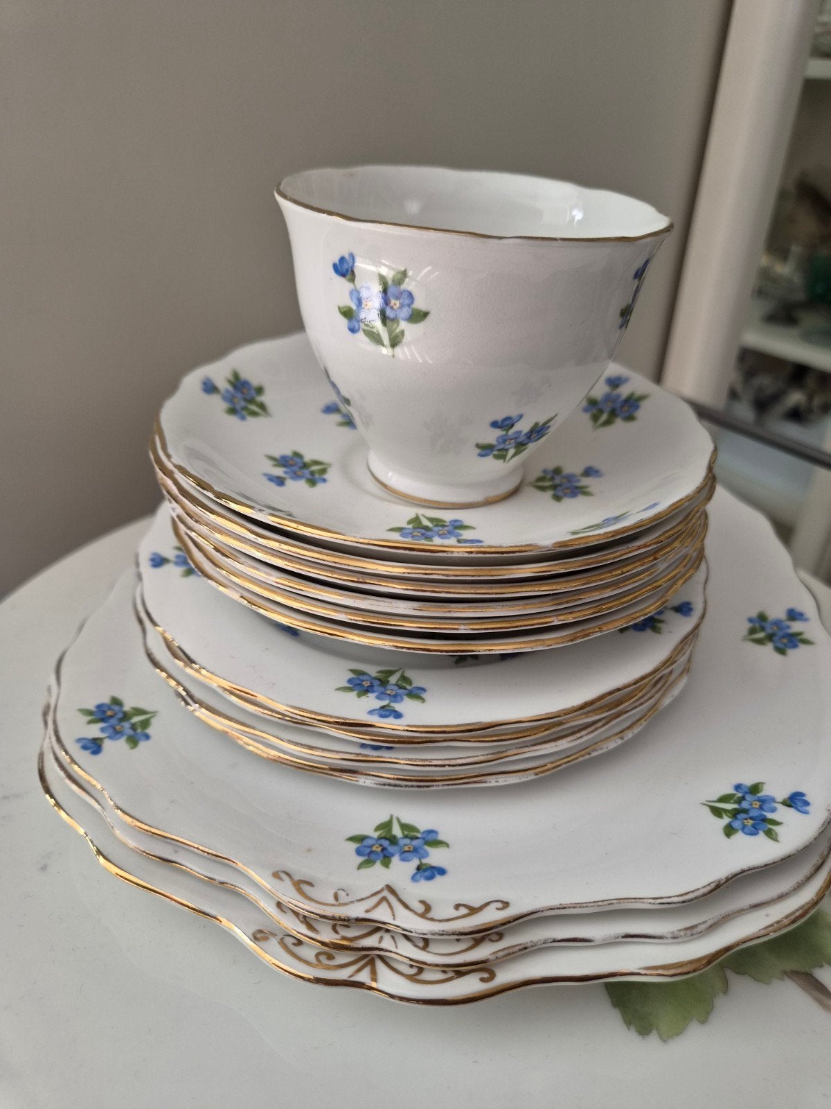 Melba Bone China fijn dun Theeservies met Vergeet-mij-nietje, Antiek en Kunst, Ophalen of Verzenden