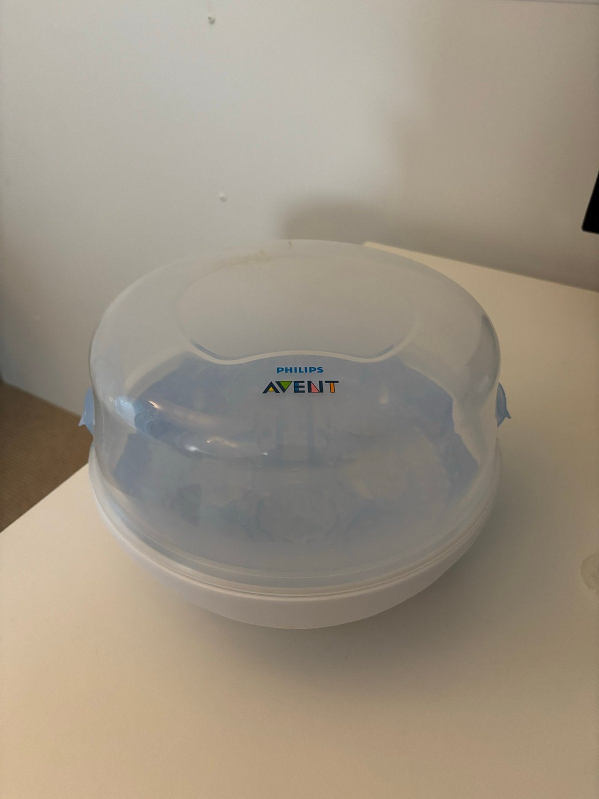 Philips Avent Magnetron Sterilisator met Fles, Ophalen, Zo goed als nieuw