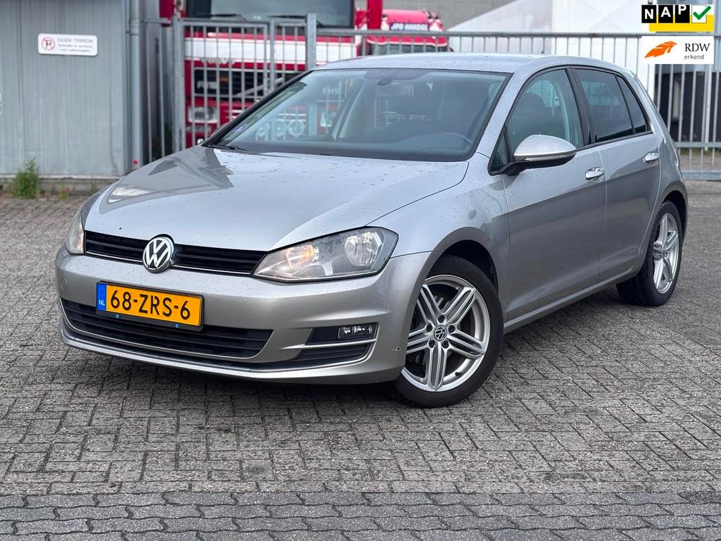 Volkswagen Golf 1.4 TSI Highline, Nap, Nwe Apk, Airco, Navi,, Voorwielaandrijving, Euro 5, Gebruikt, 1147 kg