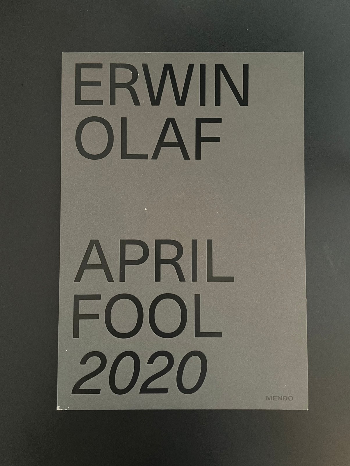 Erwin Olaf April fool 2020, gesigneerd., Ophalen of Verzenden, Zo goed als nieuw, Fotografen